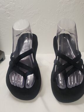 Teva Black Crisscross Toe-Strap Sandals